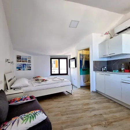 Daire Old Bora Seaview Piran