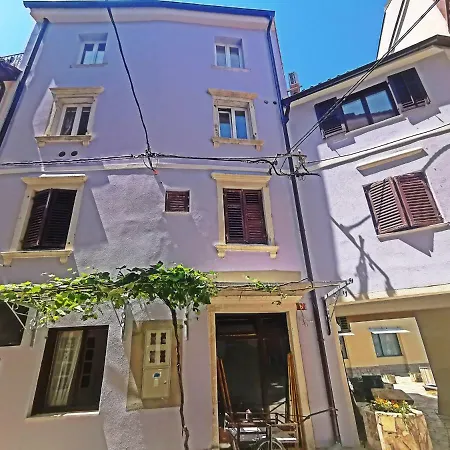 Apartment Old Bora Piran