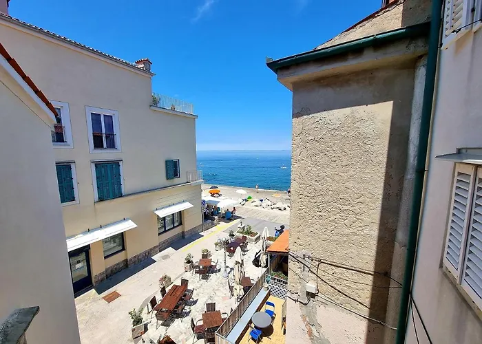 Apartment Old Bora Seaview Piran